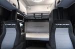Freightliner Cascadia Raised Roof 2016 года